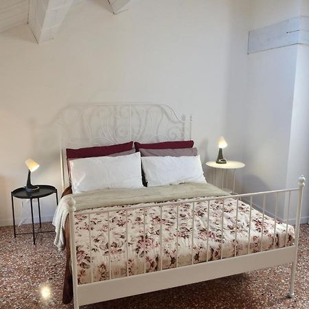 Olly Home Luxury Loft ノアーレ エクステリア 写真