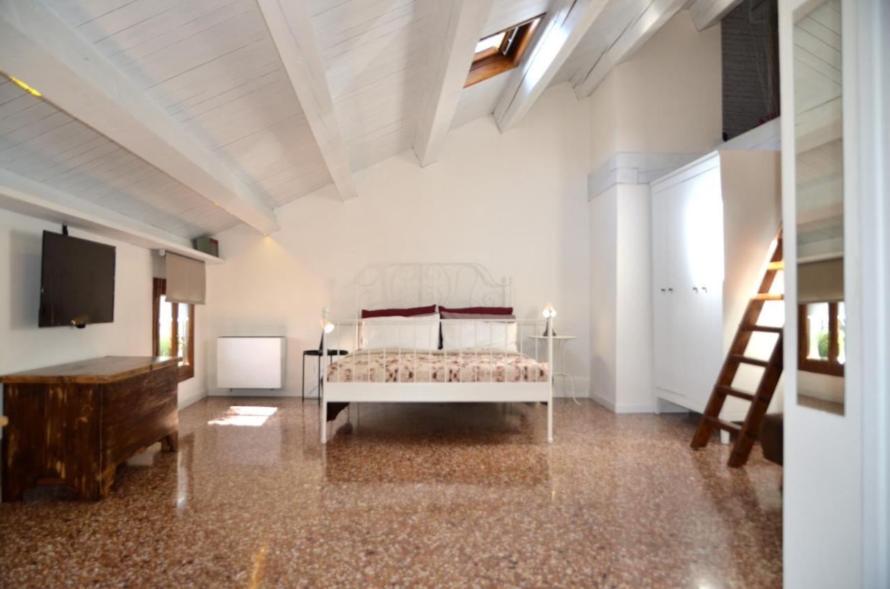 Olly Home Luxury Loft ノアーレ エクステリア 写真